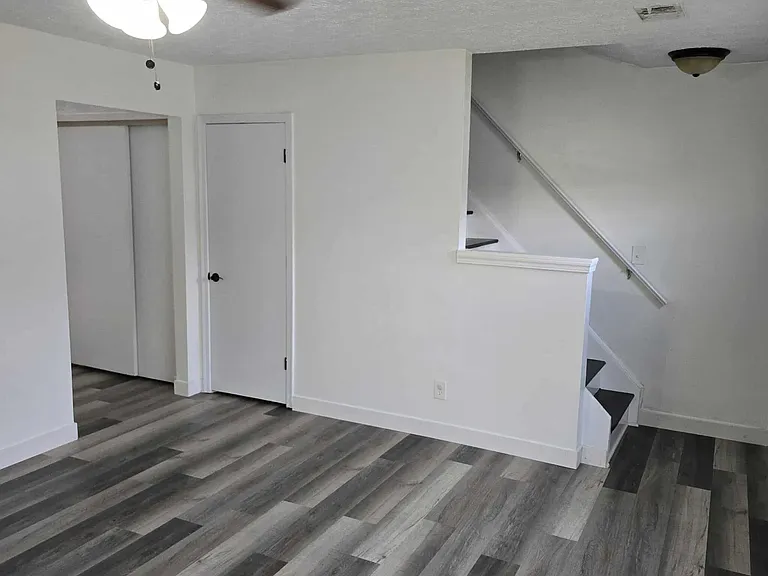 3612 Jacqueline Dr #1 — Photo 2