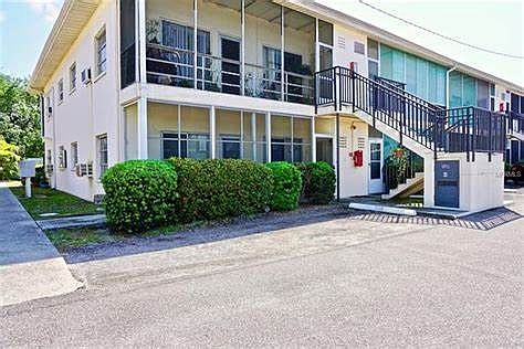 Palm Gardens Condo