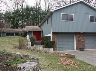 604 Berkshire Dr, State College, PA 16803