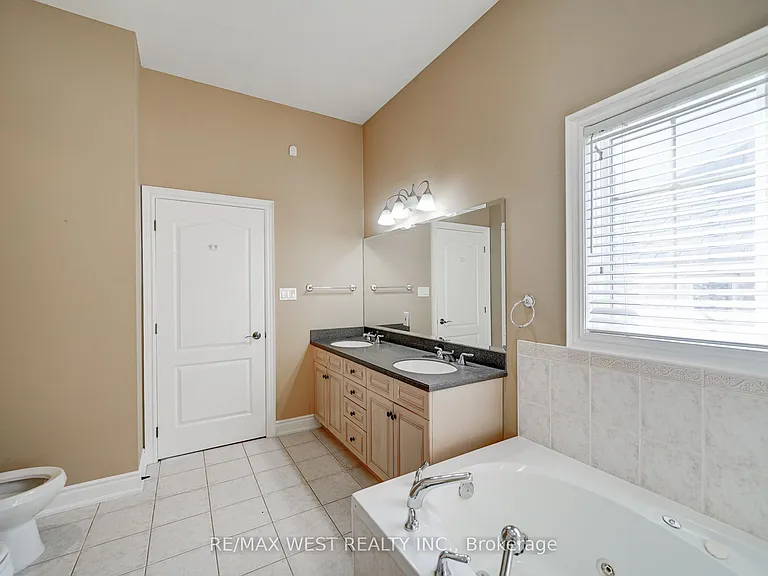 23 Hanover Ct — Photo 21