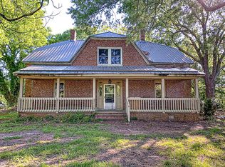 129 Pioneer Rd, Ninety Six, SC 29666