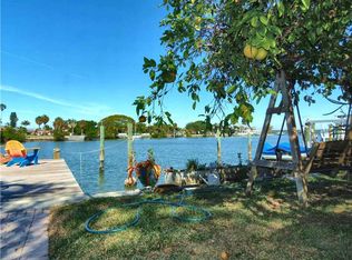 16440 Redington Dr, Redington Beach, FL 33708