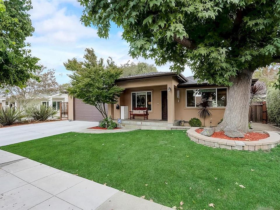 1st image of 1062 Grape Ave