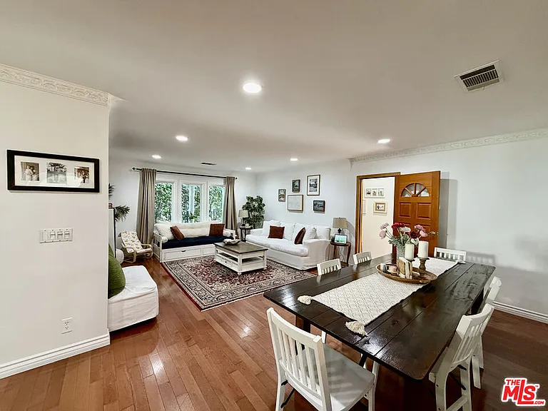 7764 Fountain Ave — Photo 5