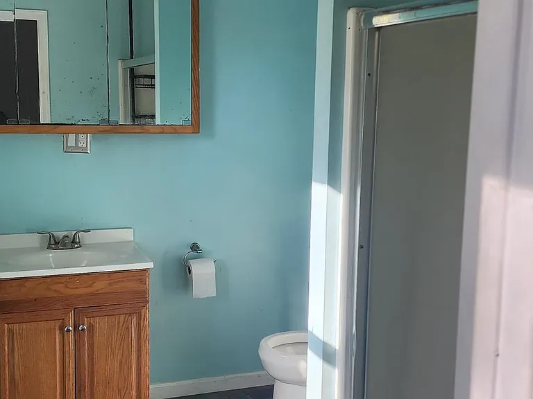 1513 Jefferson Ave — Photo 4