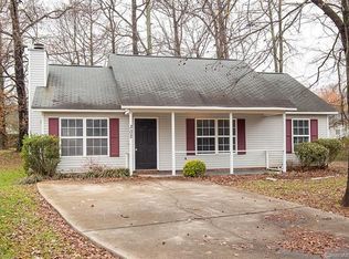 302 Wilma Lee Ct, Charlotte, NC 28208
