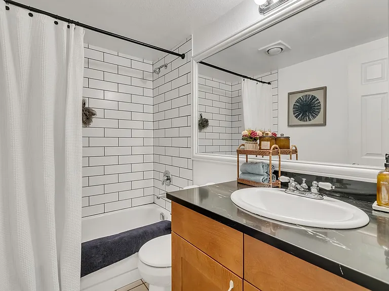 4831 Fauntleroy Way SW #201 — Photo 13