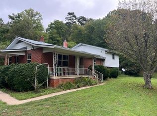 425 Windy Gap Rd, Franklin, NC 28734