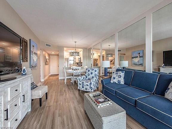 4th image of 803 River Point Dr APT 106B