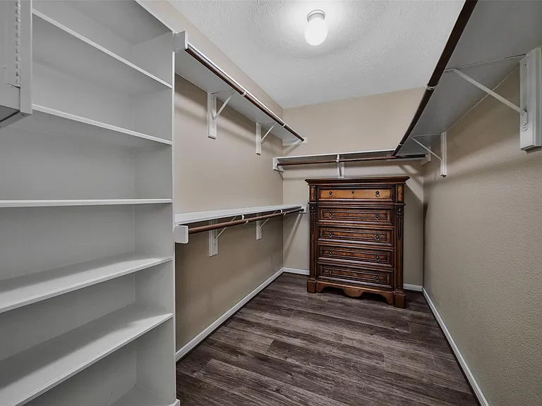 9514 Trailing Moss Dr — Photo 22