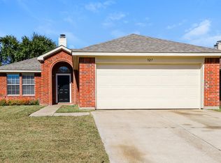 327 Tioga Dr, Arlington, TX 76002