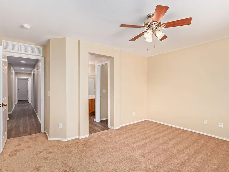23809 W Adams St — Photo 15