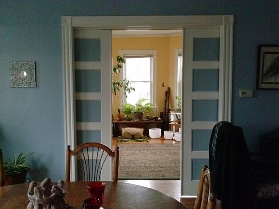 3rd image of 160 Norwood Ave Floor 2