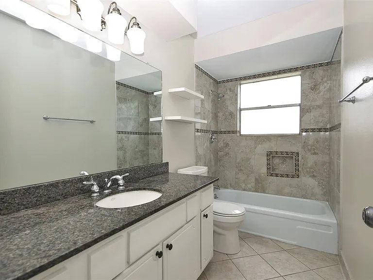 2315 Eaglerock Dr — Photo 19