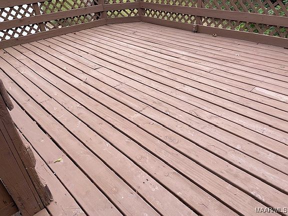 5th image of 125 Oak Forest Dr
