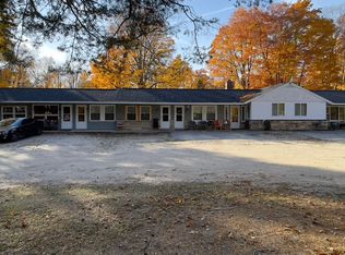 Elkland Motel, Vanderbilt, MI 49795