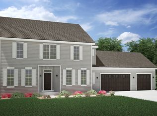 W265N2781 Prospect Ave, Pewaukee, WI 53072