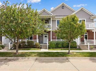 458 Charlotte Ln, Iowa City, IA 52245