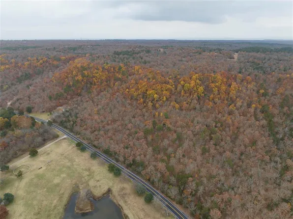 E 1140th Rd, Porum, OK 74455