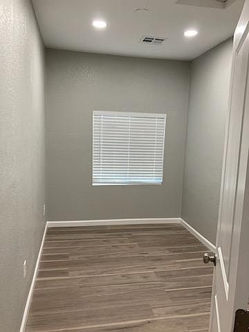1st image of 209 N Cameron Ave