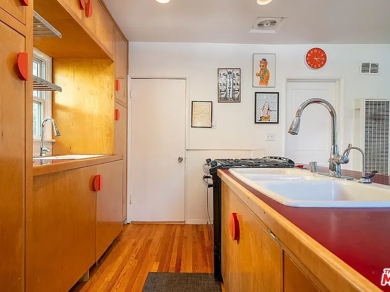 4100 Tilden Ave — Photo 13