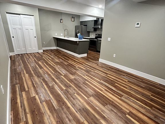 3rd image of 2101 Orchard Rd