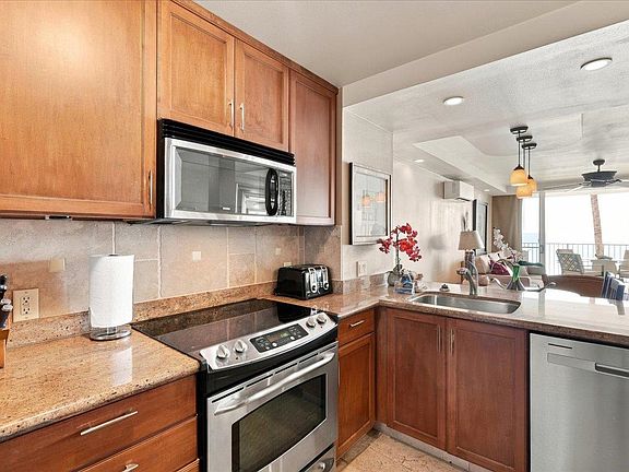 4th image of 2430 S Kihei Rd #209