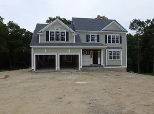 15 Edward Dr, Littleton, MA 01460