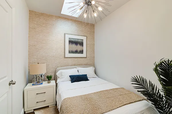 Rented by June | media 14