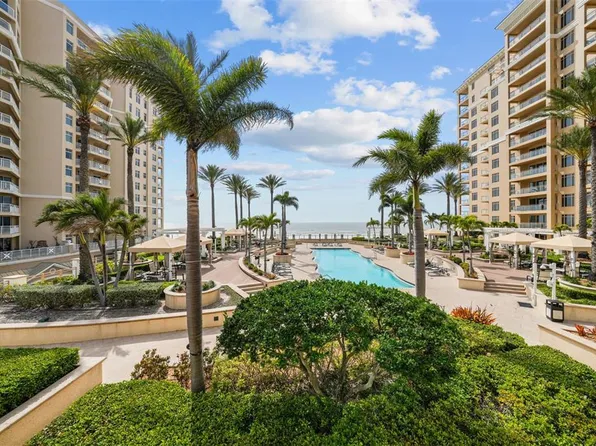 470 Mandalay Ave APT 403, Clearwater, FL 33767