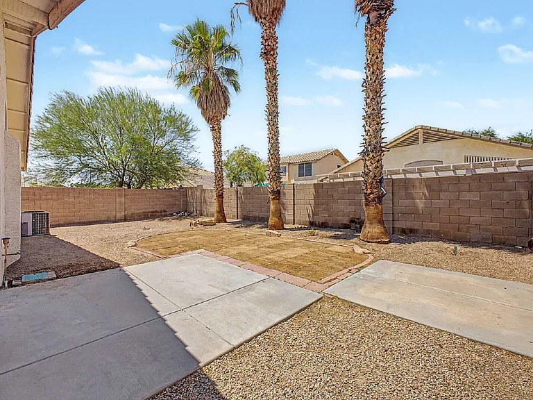 12570 W Desert Flower Rd — Photo 29