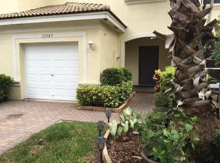13383 Georgian Ct, Wellington, FL 33414