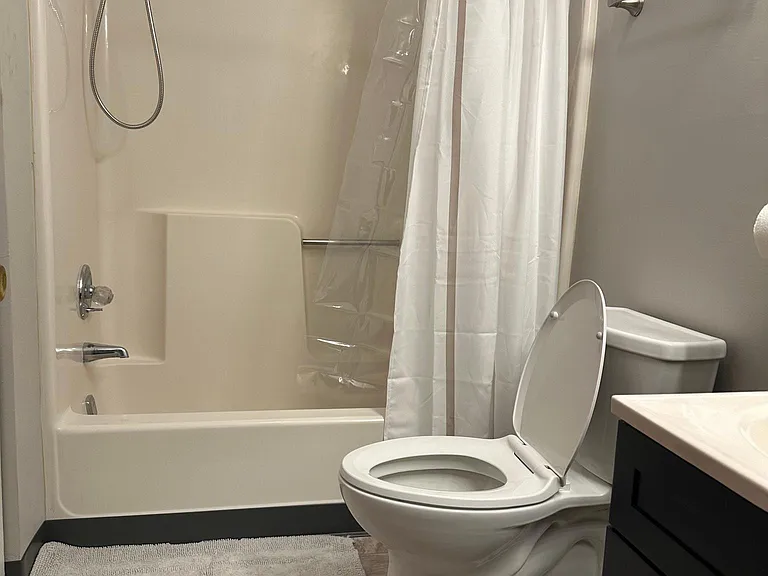 1338 W Wyomissing Ct #F — Photo 23