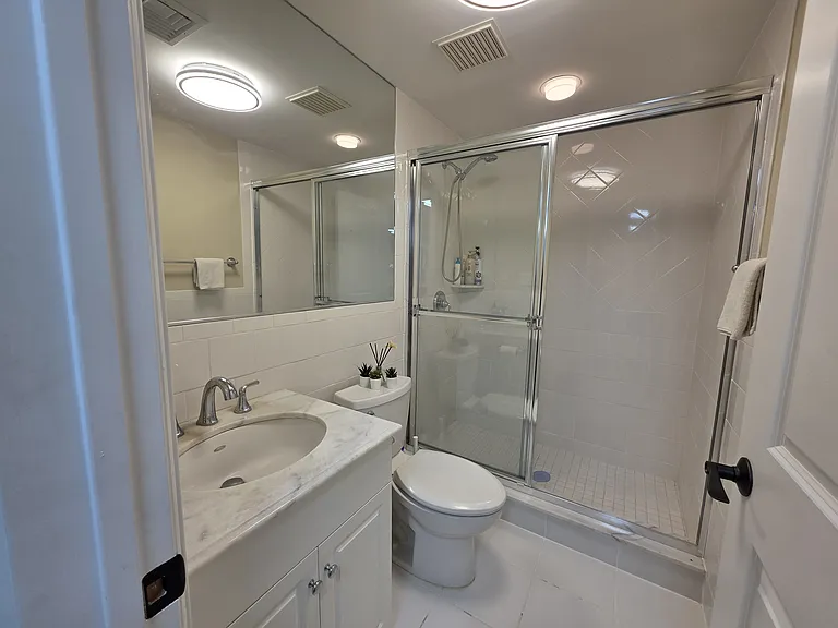 4 James Ln — Photo 14