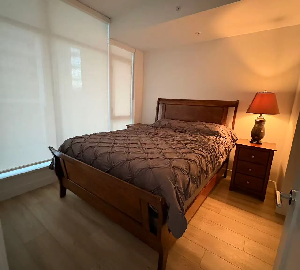 2 bed, 630 sqft, $2,800 — Photo 2