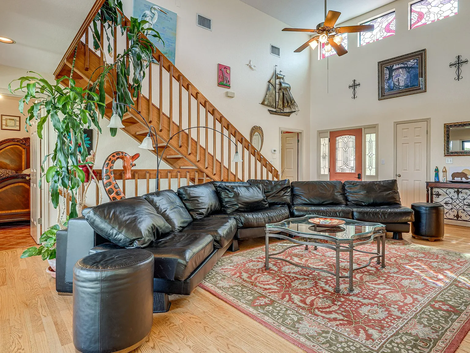 2 bed, 1.5 bath, 1500 sqft, $1,700 — Photo 4