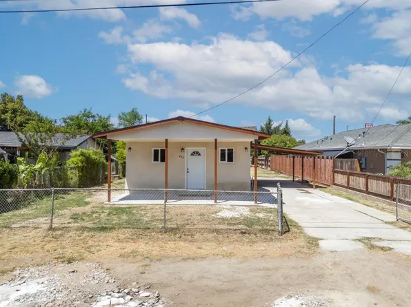 438 E Cedar Ave, Earlimart, CA 93219