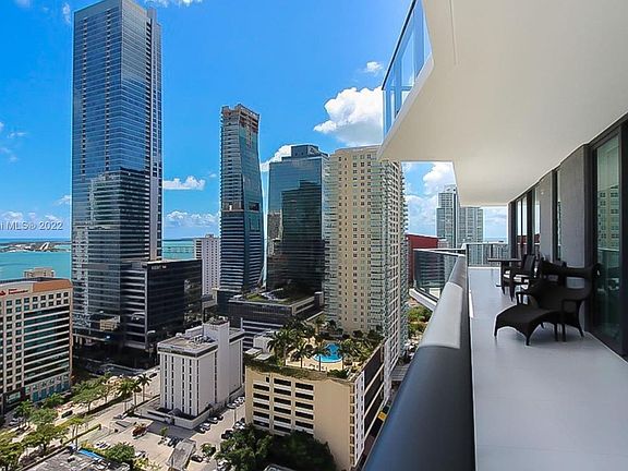 3rd image of 1300 S Miami Ave Ph 1