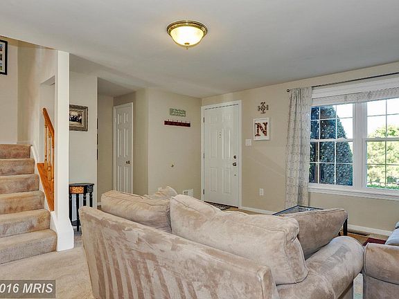 4th image of 6556 Overleigh Ln
