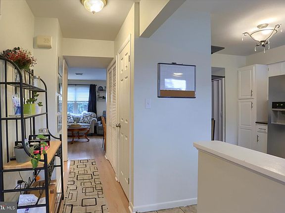 4th image of 1715 English Dr