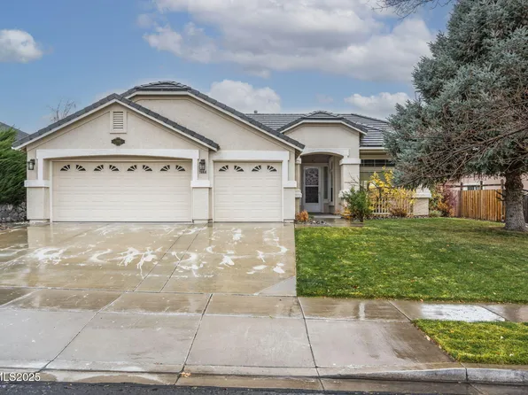 7464 Europa Dr, Sparks, NV 89436