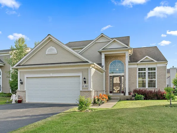 2393 Woodside Dr, Carpentersville, IL 60110
