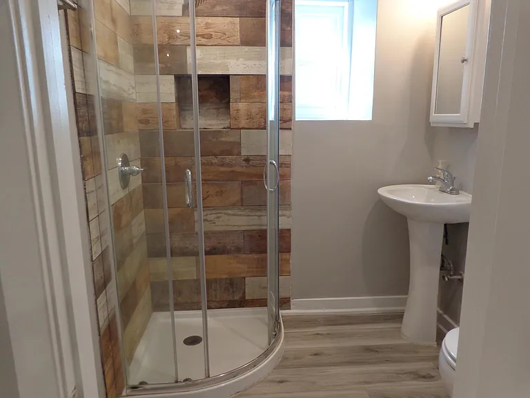 133 Green Ln #1 — Photo 5