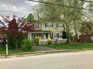 2996 Sheffield Dr, Plymouth Meeting, PA 19462