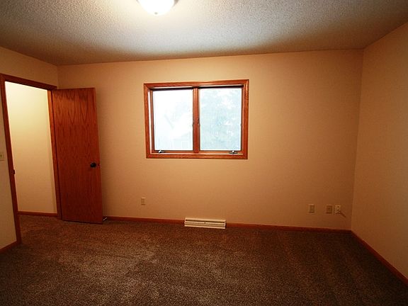 3rd image of 1403 33rd Ave N APT 31