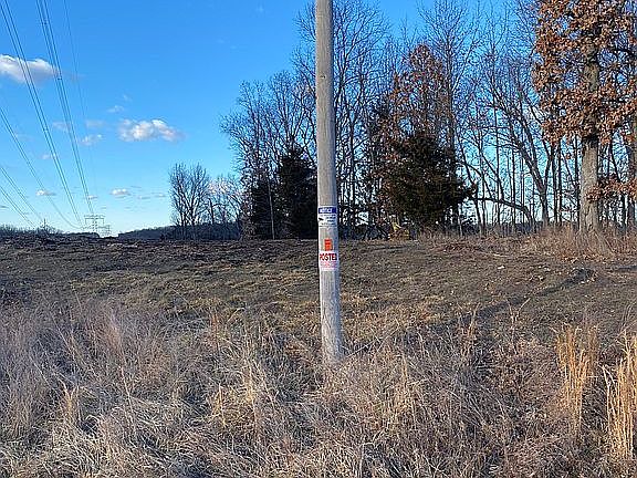 3rd image of 8819 Helujon Acres Dr