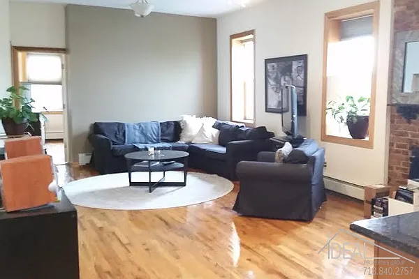 Rented by Ideal Properties Group | media 6