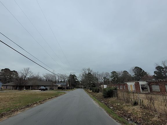 5th image of 2716 W 36th Ave