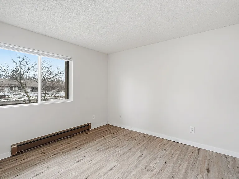 3102 E 27th Ave — Photo 84