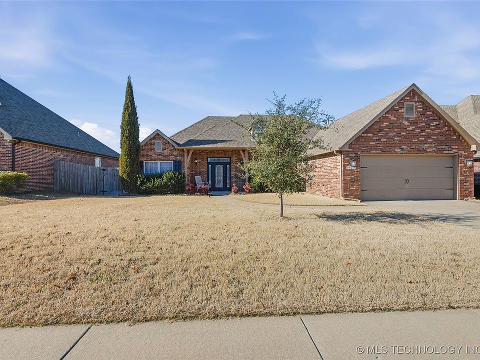 1st image of 14556 Courtney Ln